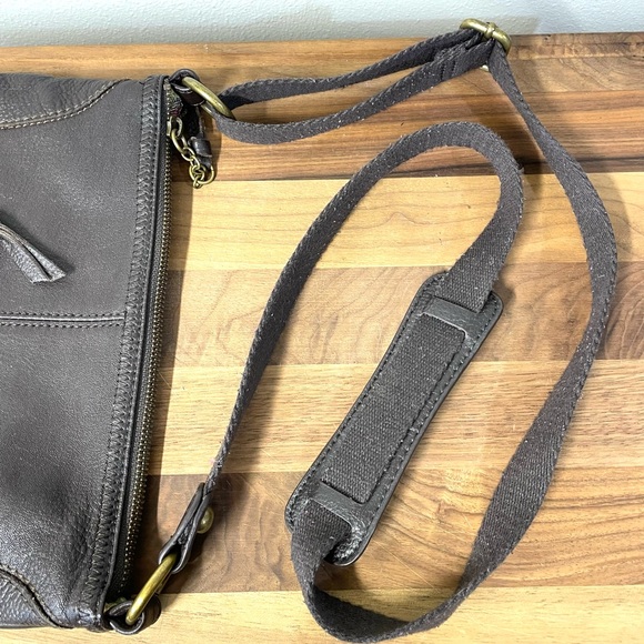 The Sak Brown Pebbled Leather Crossbody Bag Zip Top Adjustable Strap Minimalist - Picture 12 of 15